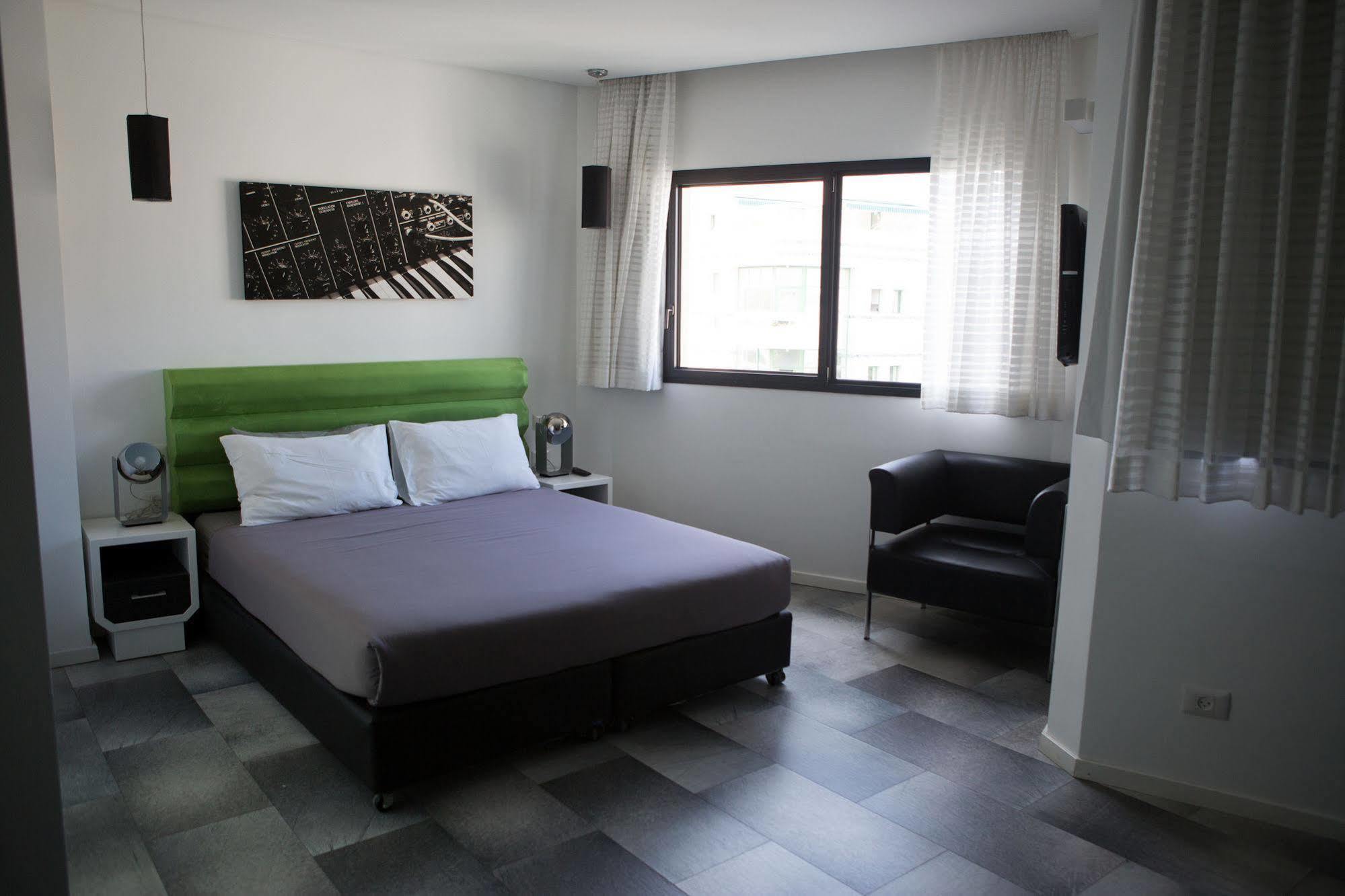 130 Rock Apartments Tel Aviv Exterior foto